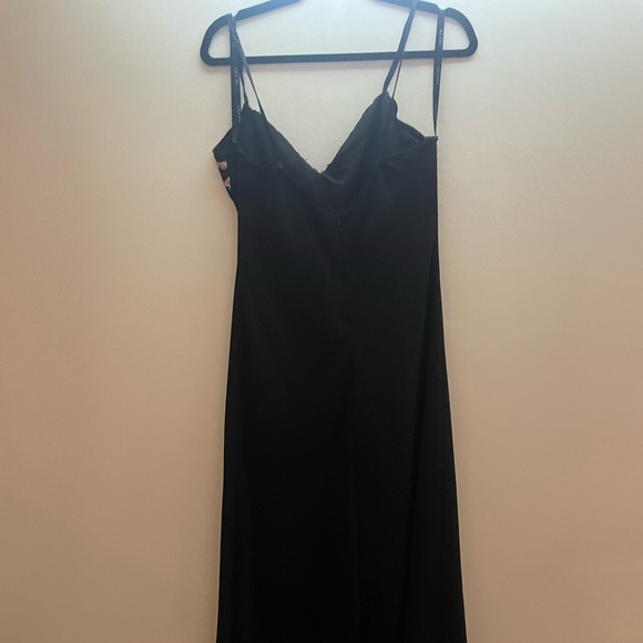 Vintage Black spaghetti strap dress with floral embroidery detail - Picture 4 of 4